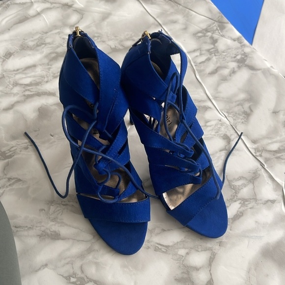 Madden Girl Women's Raceyyy Ghillie Dress Heels Blue Size 7 M - Picture 2 of 12